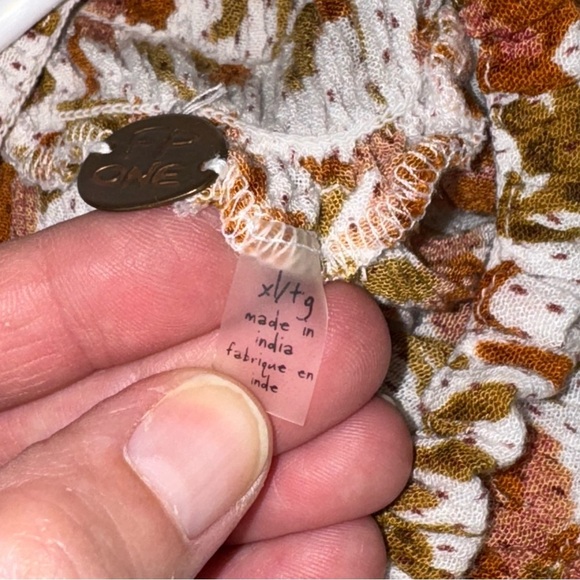 Free People Suki Floral Off Shoulder Top Size XL - Picture 9 of 12